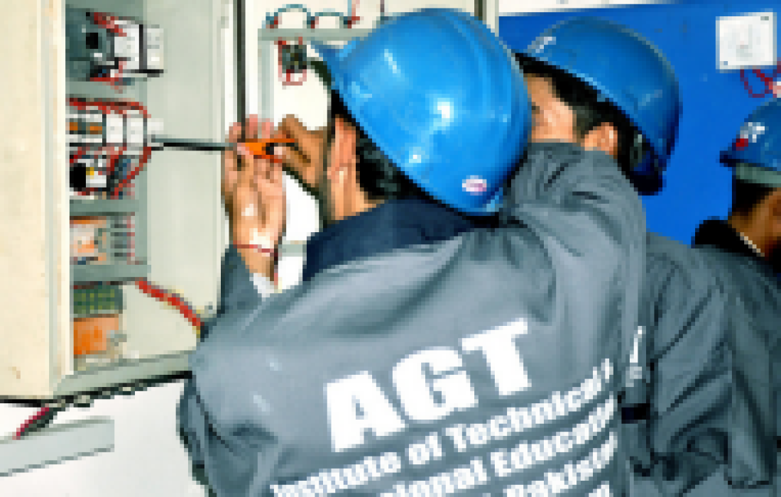 Pakistani Manpower Recruitment Skilled and general Pakistani workforce selected through overseas manpower recruitment for global employment opportunities